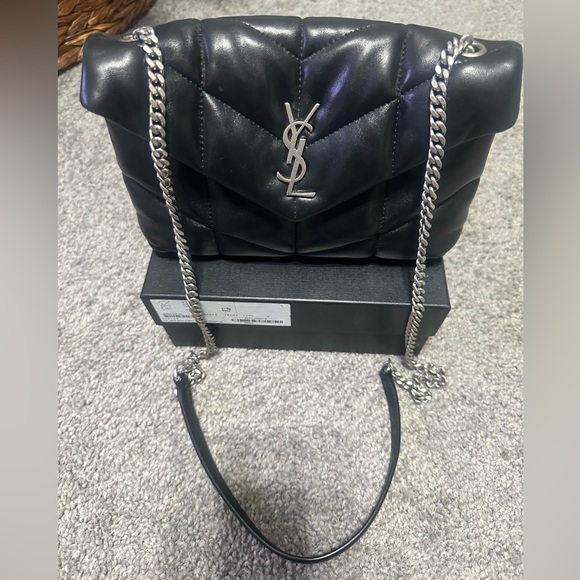 🌸YSL Toy Puffer LouLou🌸 - Picture 1 of 14